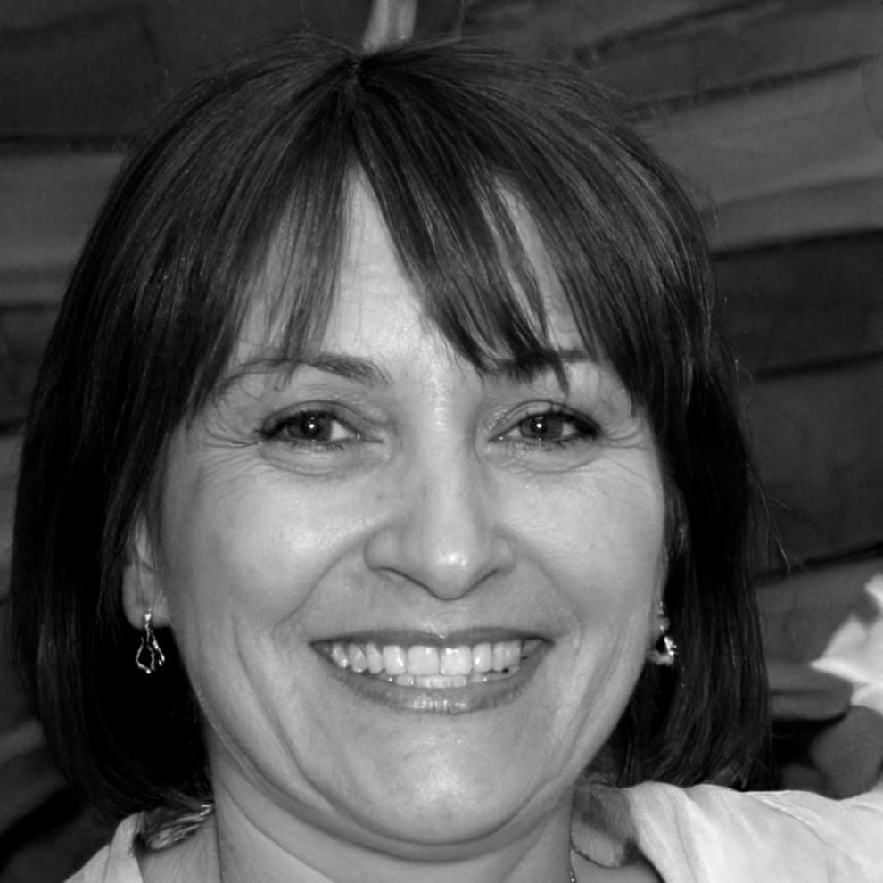 Esperanza Vidal-Montenegro, Directora de Análisis